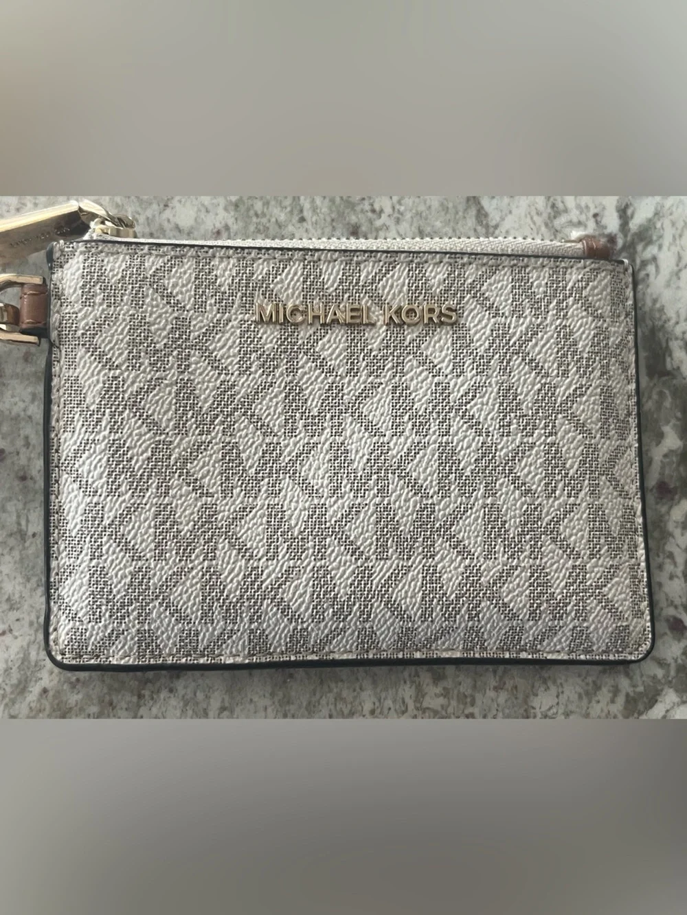Michael Kors Metallic Silver Signature Wristlet Card Holder